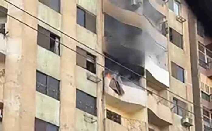 شاب يشعل النيران في منزل أسرته لخلافات مع والدته في مدينة بني سويف