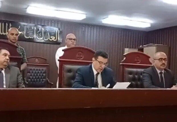 تأجيل محاكمة والدين متهمين بالاعتداء على ابنتهما وتخديرها بشبرا الخيمة