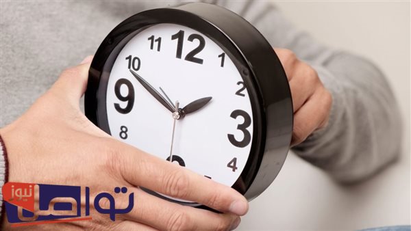 مواعيد العمل الصيفية في المحلات والمقاهي