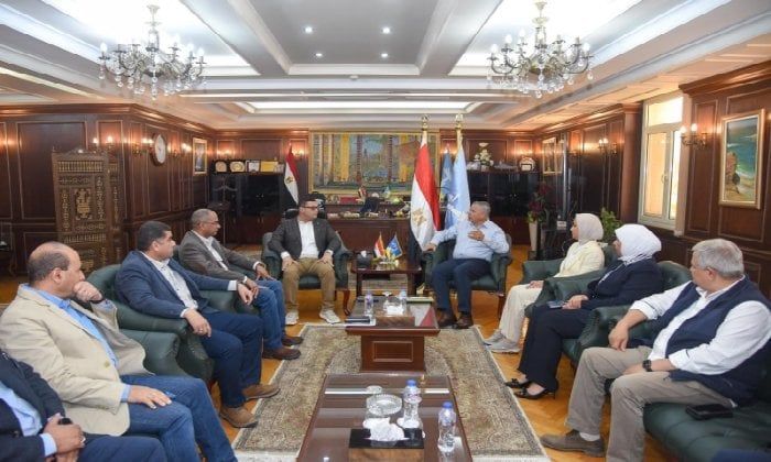 وزير الإسكان ومحافظ الإسكندرية يبحثان ملفات التعاون والمشروعات المشتركة