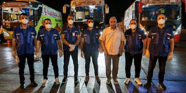 وصول 306 حاج و7 باصات لميناء نويبع البحري