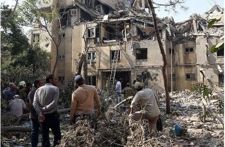 إعلام إيراني: مقتل 60 مدنيا في الهجوم الإسرائيلي الذي استهدف مجمع جمران السكني في طهران أمس