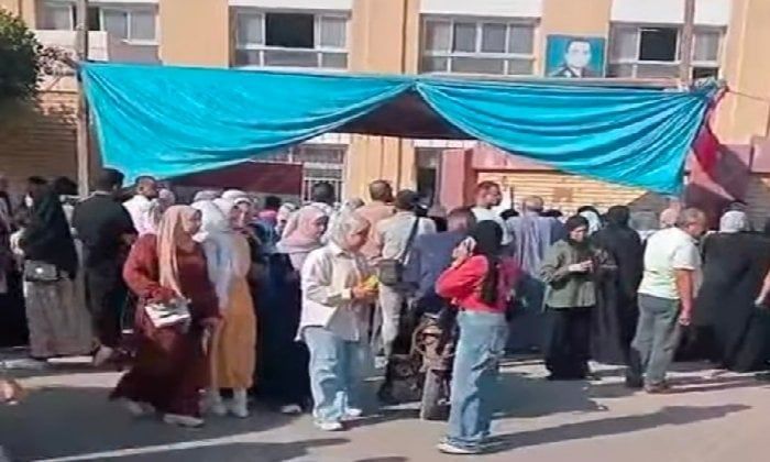 58 ألفًا طالبًا و طالبة يؤدون امتحانات الثانوية العامة في الإسكندرية