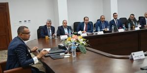 محافظ جنوب سيناءيترأس اجتماعًا لمشروع منظومة كاميرات الرصدالمرئى - تواصل نيوز