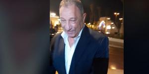 محمود الخطيب رئيس النادي الأهلي يحضر عزاء والدة عمرو الجنايني عضو لجنة التخطيط بالزمالك (فيديو) - تواصل نيوز