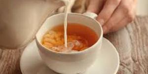 أضرار الإفراط في شرب الشاي بالحليب - تواصل نيوز
