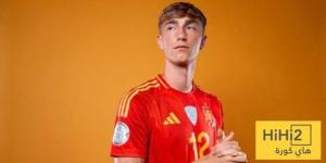 ديان هويسين من لاعب طوارئ لمدافع أساسي مع إسبانيا - تواصل نيوز