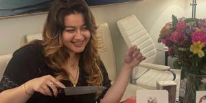 بعد احتفالها بعيد ميلادها الـ 20.. جنا عمرو طفلة فيلم خطة جيمي تتصدر التريند - تواصل نيوز
