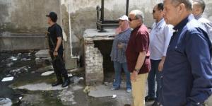 محافظ بورسعيد يتفقد عددًا من المناطق بحي الزهور - تواصل نيوز