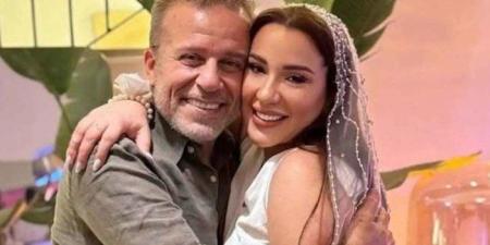 شريف منير يوجه رسالة مؤثرة لزوج ابنته (تفاصيل) - تواصل نيوز