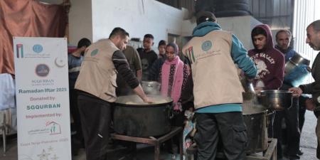 الخيرية الأردنية الهاشمية تواصل توزيع الوجبات الساخنة بغزة في ثالث أيام العيد - تواصل نيوز
