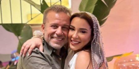 شريف منير يوجّه رسالة مؤثرة لزوج ابنته أسما: "نفسي يكون حنين عليها" - تواصل نيوز