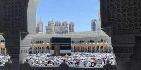 الحجاج المتعجّلون يؤدون "طواف الوداع" - تواصل نيوز