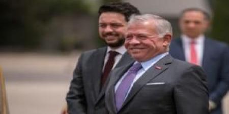 الأردنيون يحتفلون بالذكرى الـ 26 لعيد الجلوس الملكي - تواصل نيوز