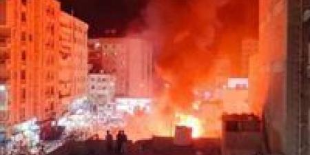 شاهد الان - اندلاع حريق في 3 منازل بقنا - تواصل نيوز