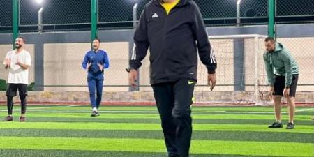 نجم الإسماعيلي الذهبي يهاجم مجلس الإدارة ويعتذر عن التواجد في بيته - تواصل نيوز