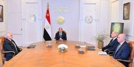 شاهد الان - الرئيس السيسى يصدق على إطلاق مبادرة «مصر معاكم» للأبناء القصر للشهداء - تواصل نيوز