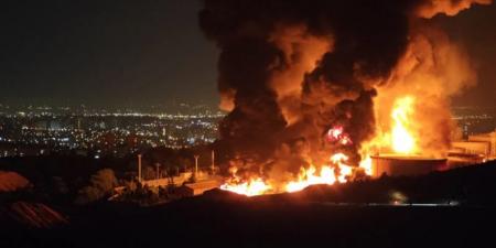 حصري فقط على تواصل نيوز - الشركة الإيرانية لتوزيع النفطية: مستودعات شهران والري لا تزال تعمل ولا مشاكل بإمدادات الوقود - تواصل نيوز