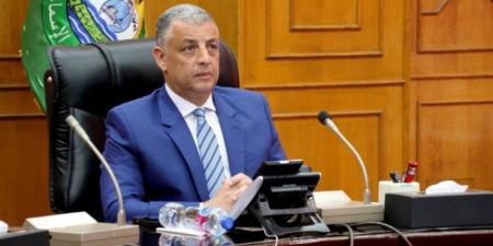 شاهد الان - محافظ الإسماعيلية يناقش مشكلات مياه الشرب بالمراكز والمدن والأحياء - تواصل نيوز
