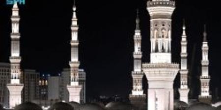 شاهد .. مآذن المسجد النبوي.. شموخ معماري يلامس روحانية الزمان والمكان - تواصل نيوز