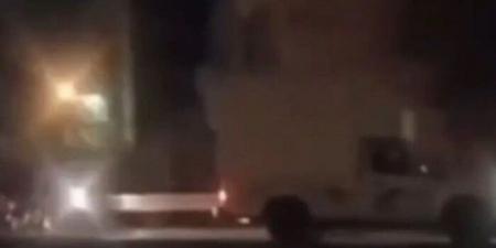 شاهد الان - وسط إطلاق نار.. الأمن الإيرانى يطارد سيارة شحن تابعة للموساد الإسرائيلى - تواصل نيوز