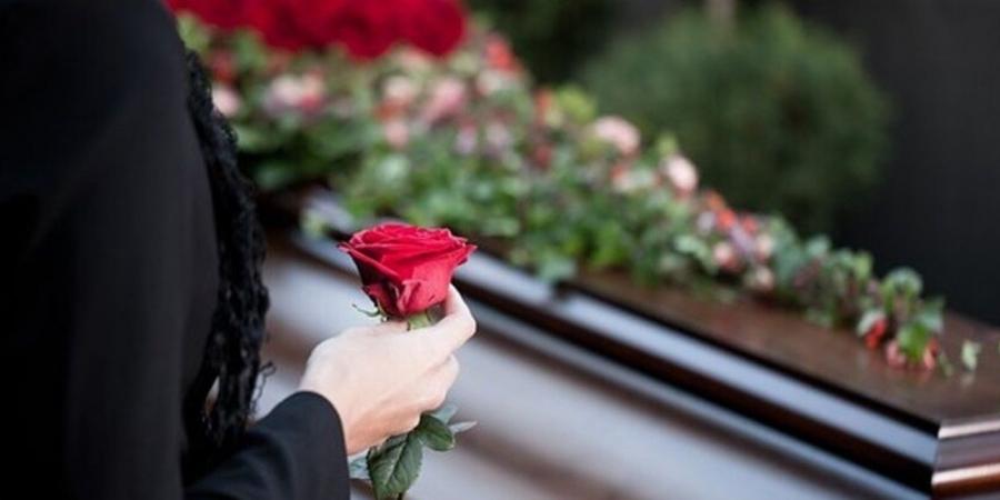 ممثلة حزينة جدّاً... إبنها تُوفِيَ وبهذه الكلمات المؤثّرة نعته - تواصل نيوز