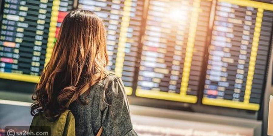 كيف تنتقين ملابسك على متن الطائرة؟ إليك نصائح مضيفات الطيران - تواصل نيوز