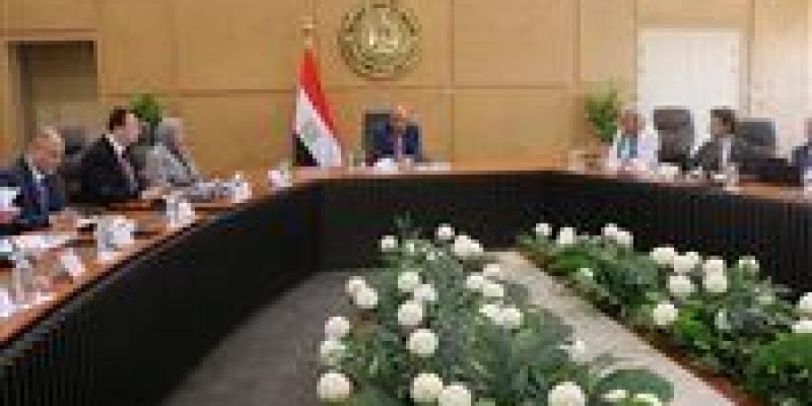 الكهرباء: دعم وتشجيع القطاع الخاص كشريك نجاح .. والاستراتيجية الوطنية للطاقة يجرى تنفيذها من خلال استثمارات خاصة محلية وأجنبية - تواصل نيوز