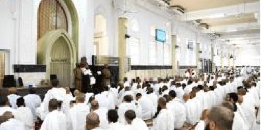 "الشؤون الإسلامية" تنظّم محاضرتين توعويتين بمسجد الخيف في مشعر منى - تواصل نيوز