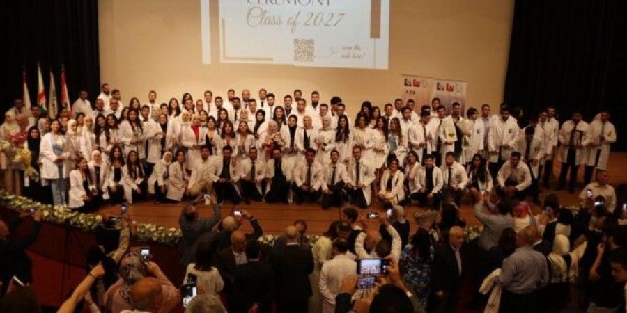 بدران باحتفال تقليد الرداء الأبيض لطلاب كلية الطب: أنتم تمثلون الأمل والطموح برفع اسم لبنان عاليًا - تواصل نيوز