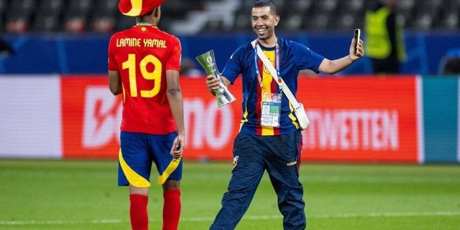 تعرض للسرقة وأصيب بالصرع واعتقدوا أنه مدمن.. والد لامين جمال يكشف التفاصيل - تواصل نيوز