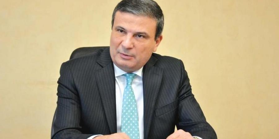فاروق يؤكد المتابعة المستمرة لجميع الأسواق والشوادر - تواصل نيوز