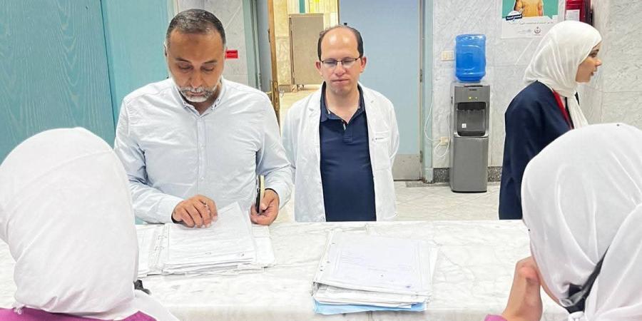 مرور لمدير ادارة المستشفيات علي مستشفى الغردقة العام - تواصل نيوز