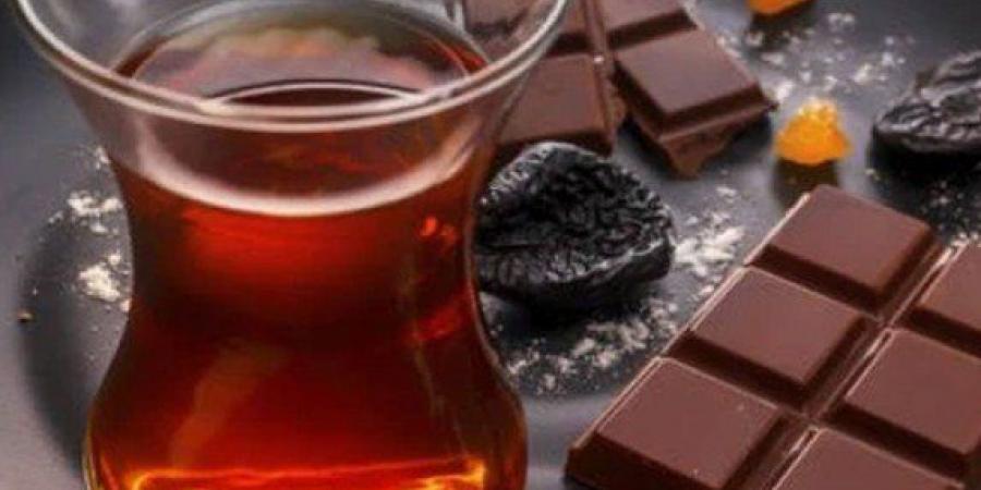 دراسة: تناول الشاي مع الشوكولاتة يساهم في خفض ضغط الدم وتحسين صحة القلب - تواصل نيوز
