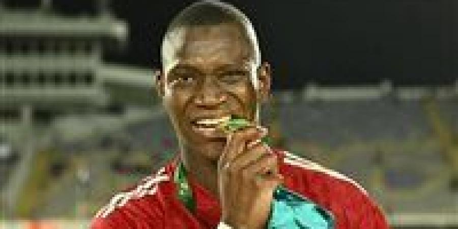 أليو ديانج ينتظم فى مران الأهلي الجماعي اليوم استعداداً للمشاركة ببطولة كأس العالم للأندية - تواصل نيوز
