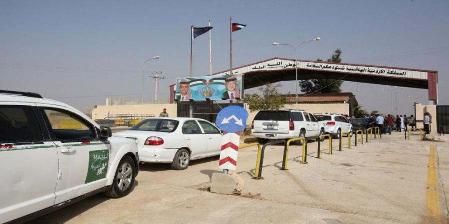 إعادة تصدير أكثر من 9 آلاف مركبة لسوريا في 5 أشهر عبر الأردن - تواصل نيوز
