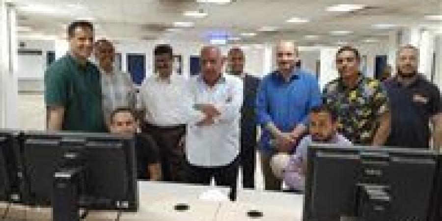 وزير الكهرباء يقضي ثالث ايام عيد الاضحى المبارك مع العاملين فى محطة توليد كهرباء ابو قير الجديدة..شاهد - تواصل نيوز