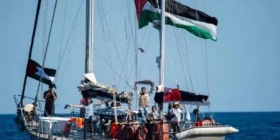 منذ ساعات.. مسيرات تلاحق السفينة "مادلين" مع اقترابها من سواحل غزة - تواصل نيوز