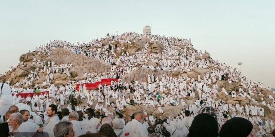 خطيب عرفة يلهب مشاعر الحجاج بدعاء لفلسطين: اللهم اشبع جائعهم - تواصل نيوز