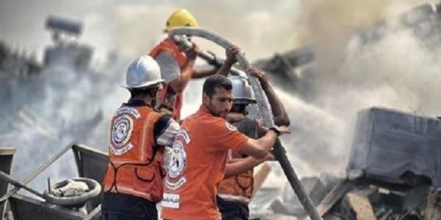 الدفاع المدني: الاحتلال يمنع إنقاذ الأحياء في غزة - تواصل نيوز