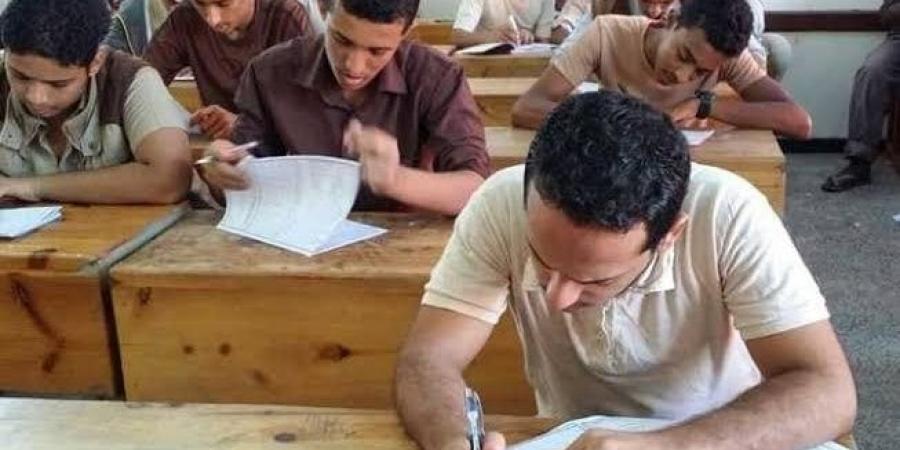 «التعليم» تستأنف امتحانات الدبلومات الفنية اليوم بعد انتهاء إجازة عيد الأضحى - تواصل نيوز