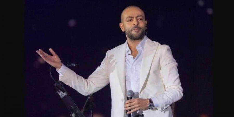 الموضوع صعب أوي.. تامر عاشور يحكي كواليس غنائه أمام الرئيس السيسي - تواصل نيوز