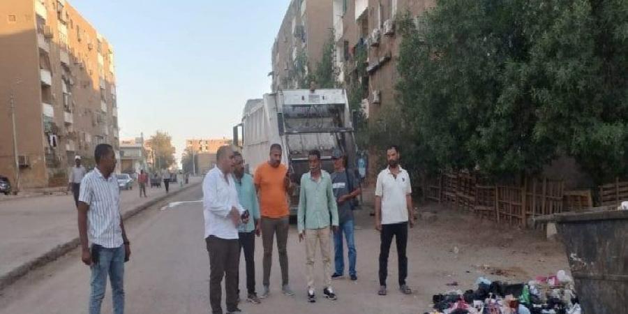 رفع 250 طن قمامة من المحمودية بأسوان في يوم واحد - تواصل نيوز