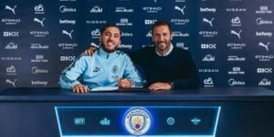مانشستر سيتي يتعاقد مع الفرنسي ريان شرقي مقابل 42.5 مليون يورو - تواصل نيوز