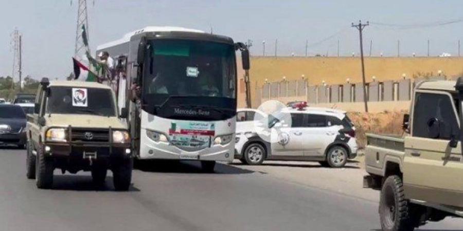 المشاهد الأولى لدخول قافلة "الصمود المغاربية" إلى ليبيا في طريقها إلى غزة - تواصل نيوز