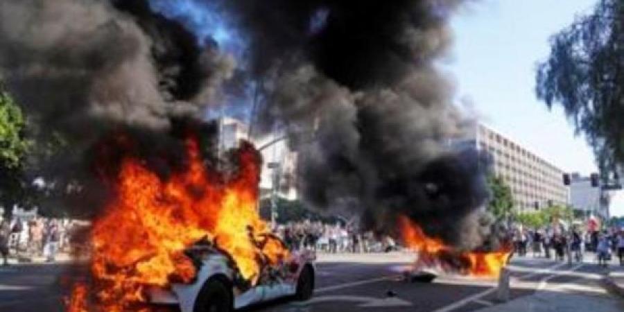 مشاة من البحرية يصلون إلى لوس انجلوس بأوامر ترامب مع انتشار الاحتجاجات - تواصل نيوز