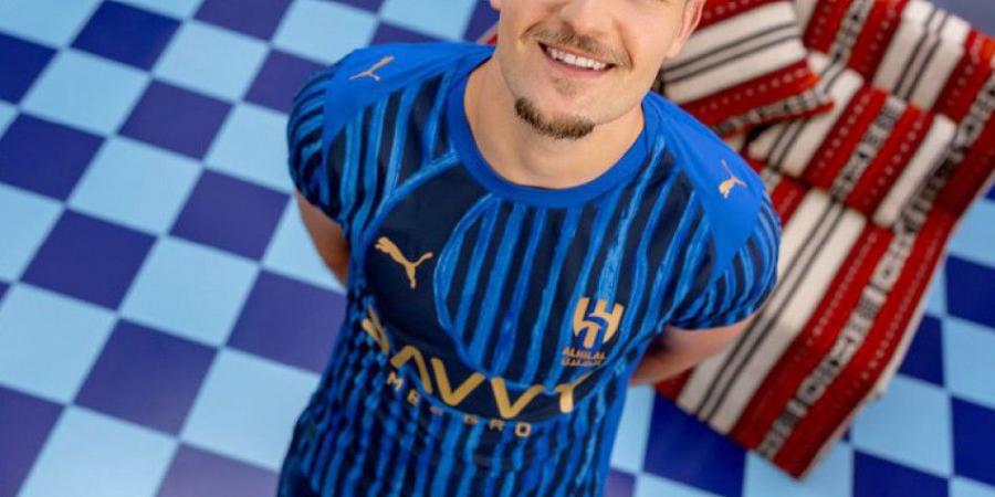الهلال يكشف عن الطقم الجديد - تواصل نيوز