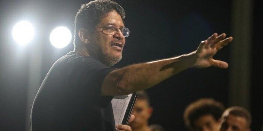 بعد الفوز بكأس مصر.. الزمالك يستقر على تكريم أيمن الرمادي - تواصل نيوز