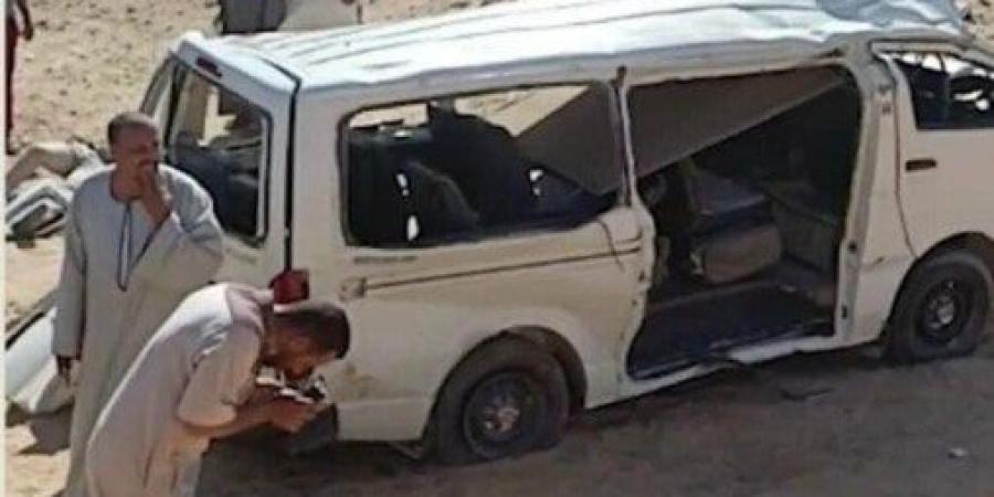 3 جثث و11 مصاب.. ننشر أسماء ضحايا حادث انقلاب صحراوي المنيا - تواصل نيوز