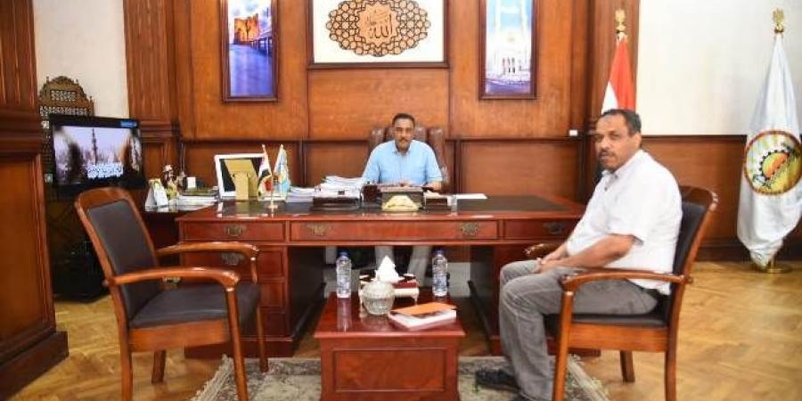 مناقشة دراسات الخاصة بأعمال الحماية من السيول بمطروح - تواصل نيوز
